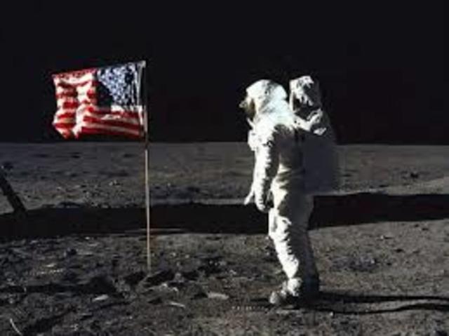 Primer hombre que pisó la Luna