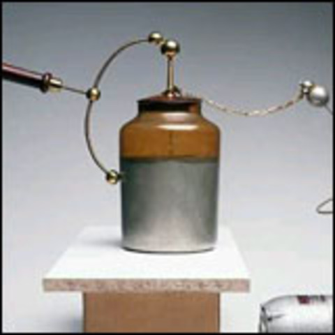 El primer capacitor