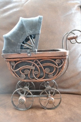 evolution of a baby stroller