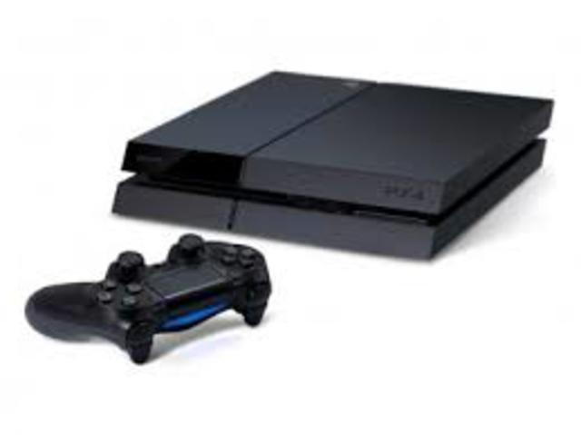 PLAYSTATION 4