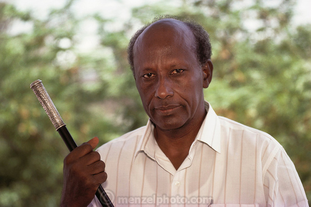 Aidid becomes aggresive