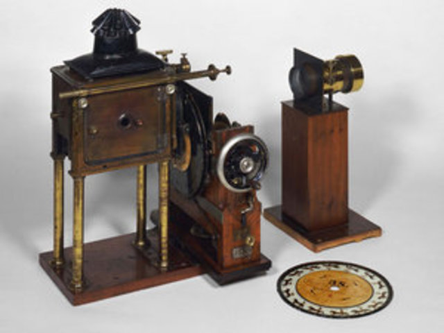 Edward Muybridge invented the zoopraxiscope