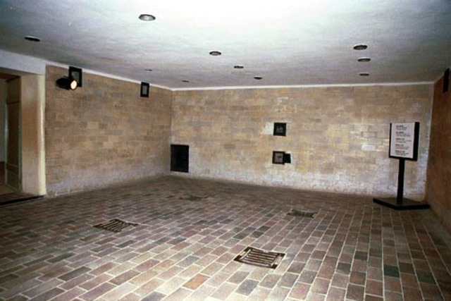 Closed Chamber