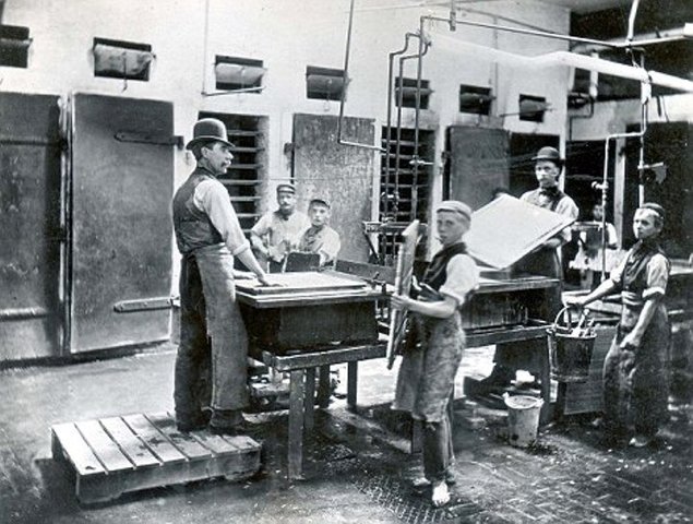 REVOLUCIÓN INDUSTRIAL Y EL DISEÑO GRÁFICO