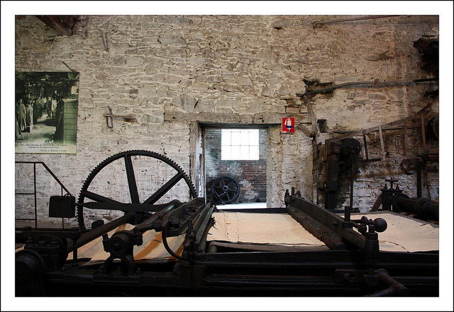 PROTOTIPO DE MÁQUINA DE PAPEL