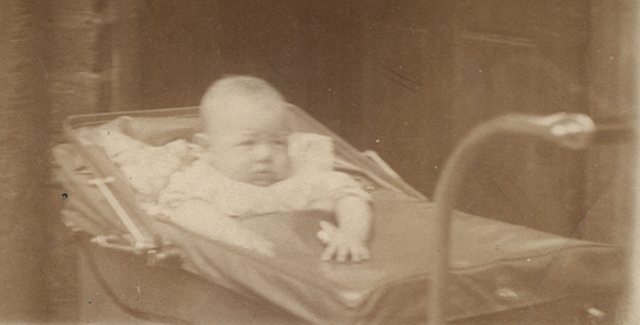 Frankie Valli nació y tuvo un infancia.