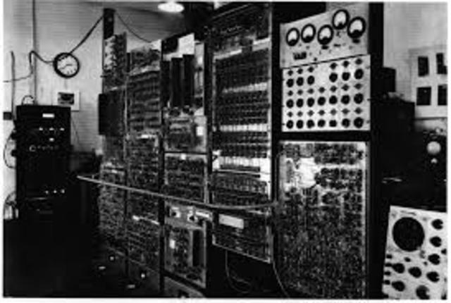 EDSAC stored program computer.