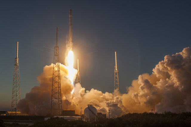 Spacex Dragon Launch