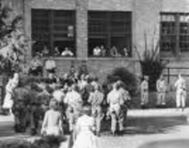 Fayetteville Public Schools Desegregate