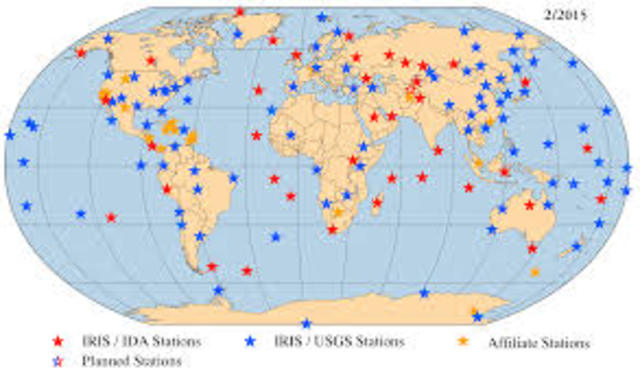 First Digital Global Seismographs