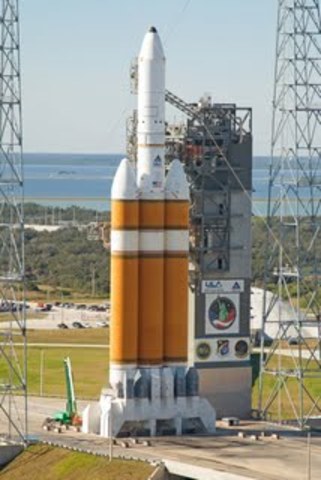 NASA Releases Ares I Vs. Delta IV Heavy Study