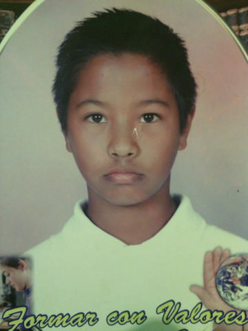 ingresa a segundo año de primaria.