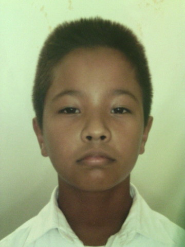 Ingresa a tercer año de primaria.