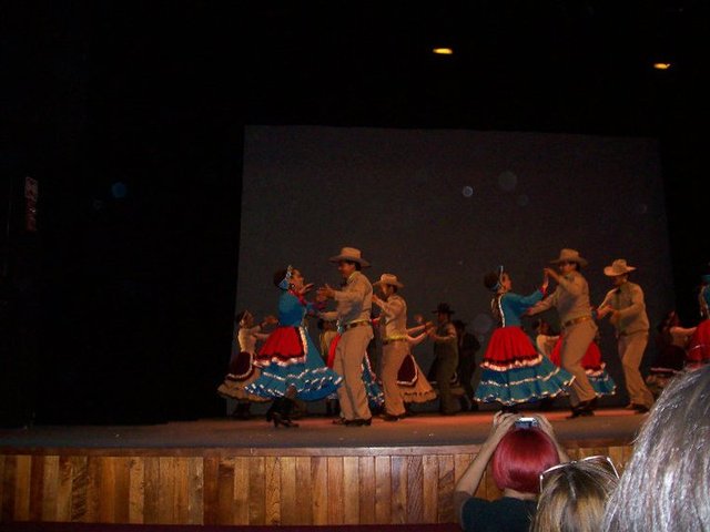 Primer baile en Ballet Folclorico Sehuaquit