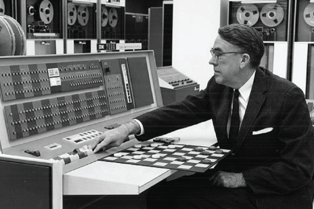 2º Generación; Darthmouth introduce el concepto de inteligencia artificial