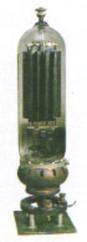 Ordenadores construidos con válvulas de vacio