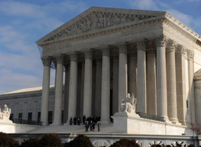 US Supreme Court Upholds Arizona Law Penalizing Businesses That Hire Undocumented Immigrants