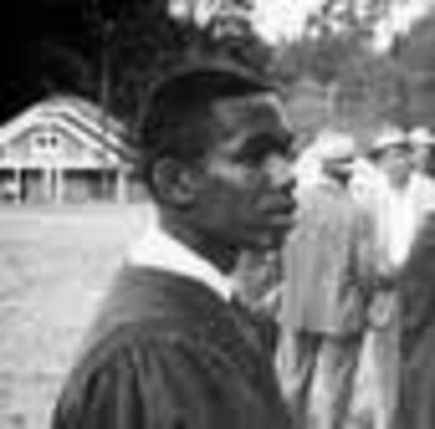 Ernest Green Graduates From Central