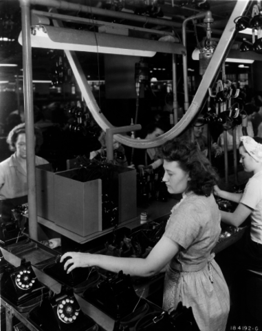 TEORÍA DE LAS RELACIONES HUMANAS