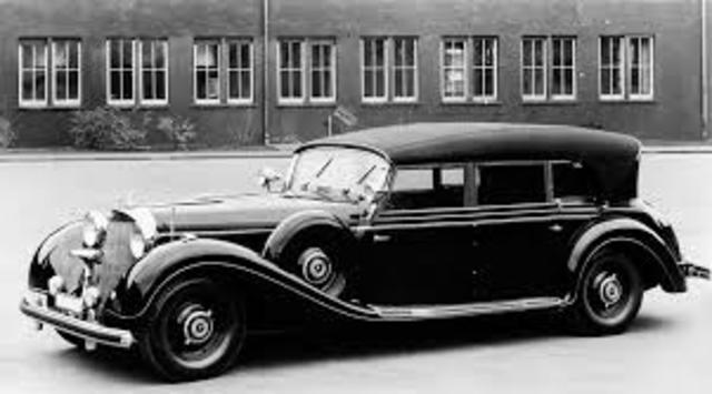 first model of a limousine