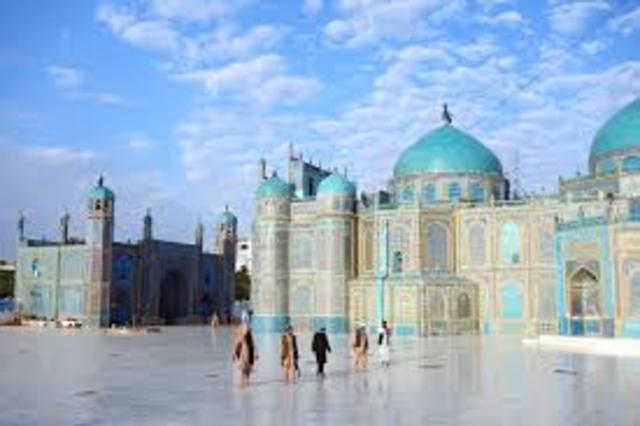 The taliban fail to capture the city of Mazar-i-Sharif.