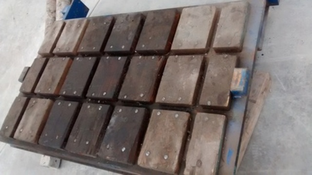 William Cowper y Ambrose Applegath, presentaron su prensa de cuatro cilindros