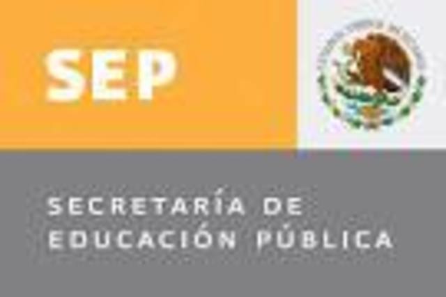 el presidente Alvaro Obregon crea la SEP