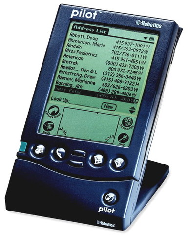 Компания Palm Computing, образованная на базе корпорации 3Com, выпускает карманный компьютер Pilot PDA,