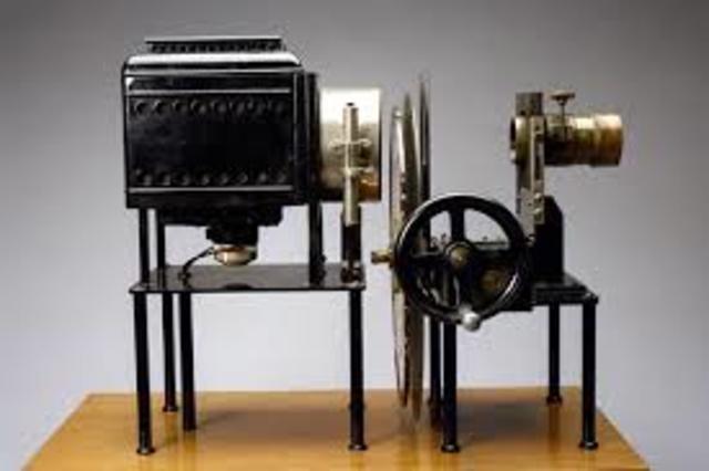 Eadward Muybridge invented zoopraxiscope