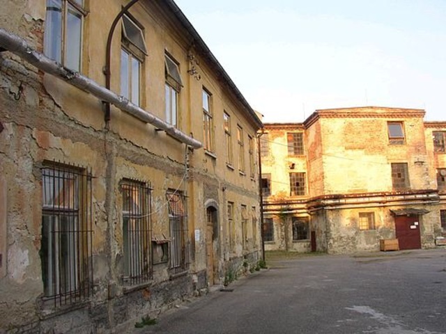 Schindler leaving Brunnlitz