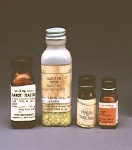 SUSTANCIAS  QUIMICAS EN LOS  ALIMENTOS