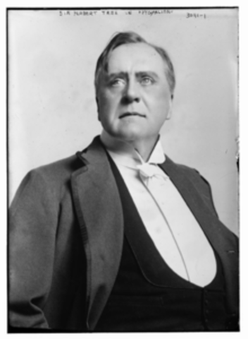 Sir Herbert Beerbohm Tree born