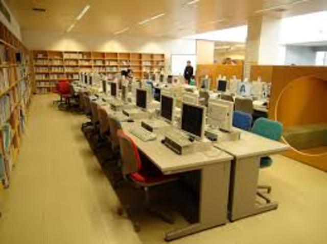 Library and Computer Lab merge to create Media Center