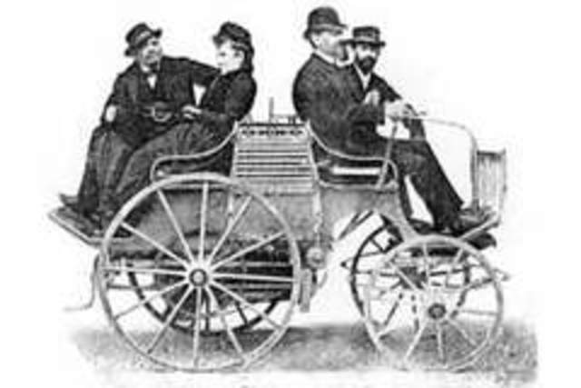 Rene Panhard y Emile Levassor