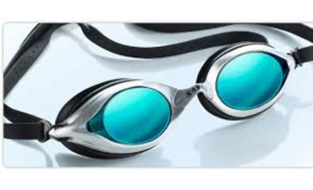 Goggles Enter the Swimming World
