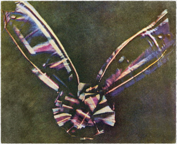 Primera foto a color