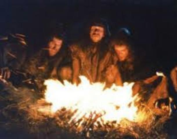 Se empieza a usar el fuego