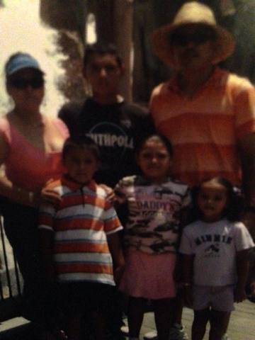 8 años de edad, fuis a festejar mi cumpleaños a disneyland.