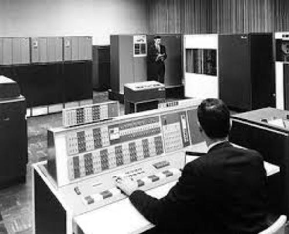 2ª Generacion de computadoras digitales