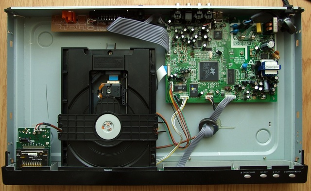 Entertainment: DVD Player