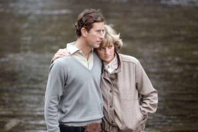 she married heir to the british throne, prince charles