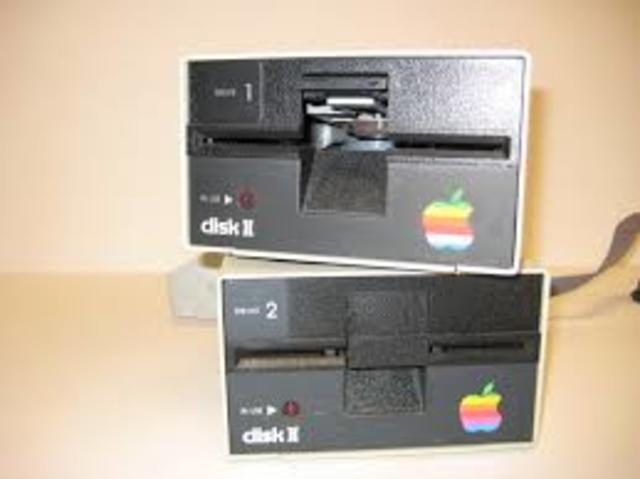5¼-inch Apple Disk II (DOS 3.3)