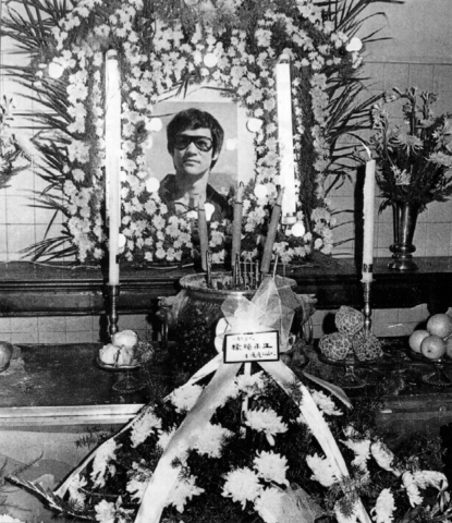 Bruce Lee Dies