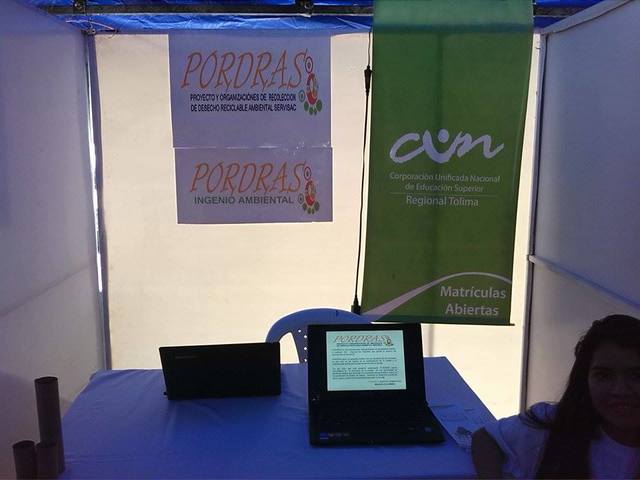 STAND PORDRAS