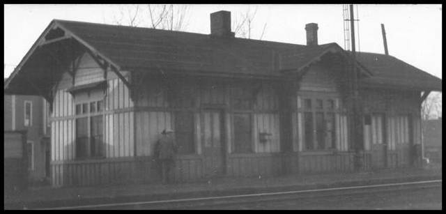 A rash of burglaries rocks Leclaire.