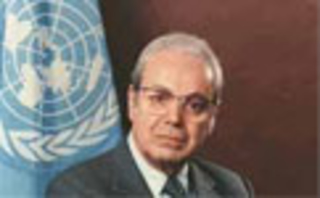 Secretario General de las Naciones Unidas:Javier Pérez de Cuéllar