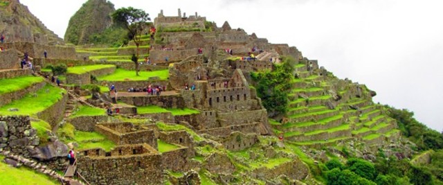 Pizarro founds a new capital in Lima, Peru, after defeating the Incas