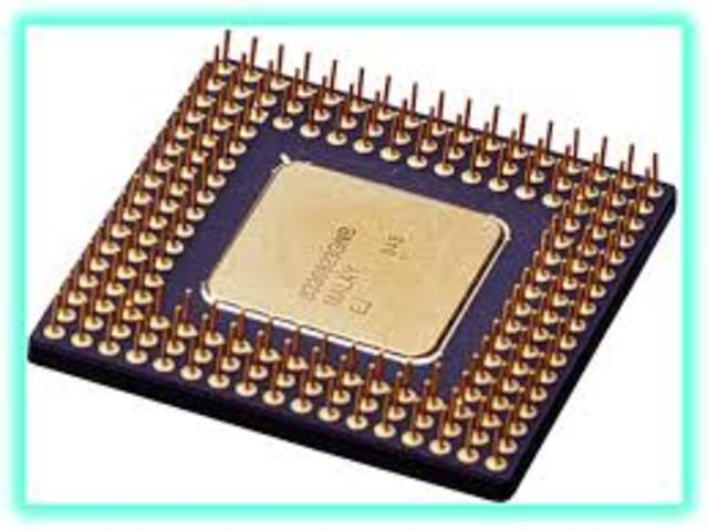 Aparecen los primeros microprocesadores