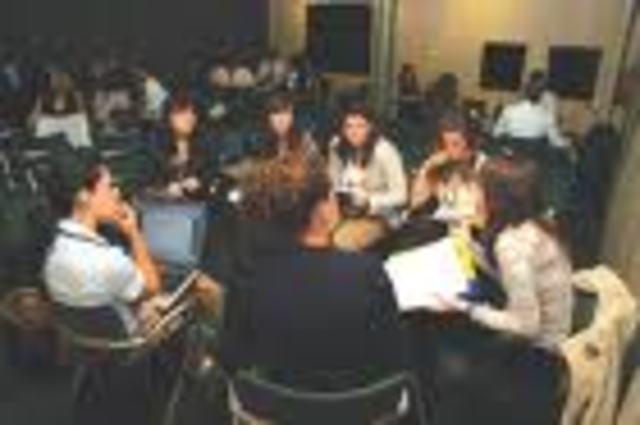 Se establece el Comité Ad Hoc