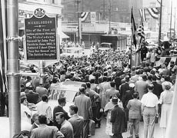 1910-1915, The success of film